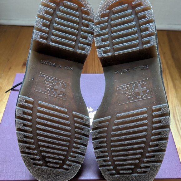 Dr. Martens Docs made in UK England 1460 black leather combat boots - Picture 2 of 6